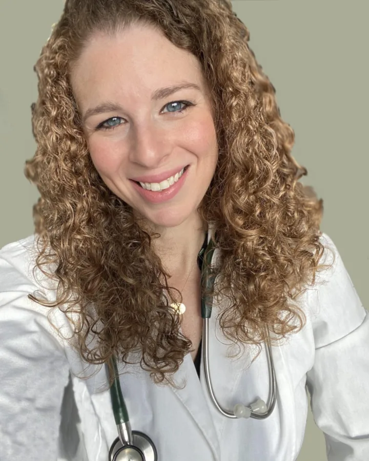 Dr. Amanda Modes